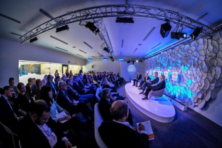 big tech, Silicon Valley, image, media bubble, image, CEO stars