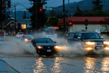 Blend of Unusual Weather Brings Trillions of Gallons of Rain to Northwest climate crisis, global warming, Pacific Northwest, unusual weather, atmospheric rivers, flooding