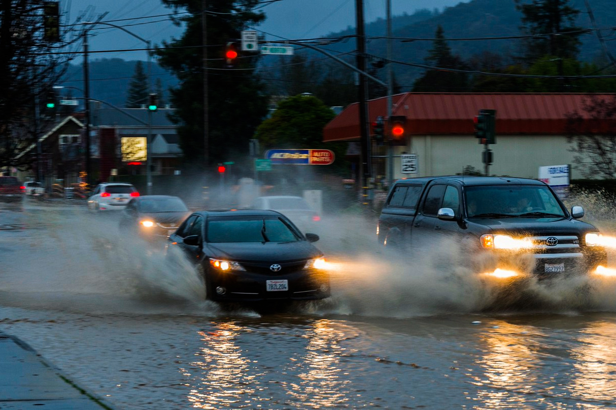 climate crisis, global warming, Pacific Northwest, unusual weather, atmospheric rivers, flooding