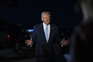 Donald Trump, Air Force One, West Palm Beach, FL