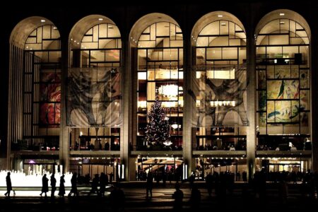 US economy, wealth inequality, inflation, spending gap. new study