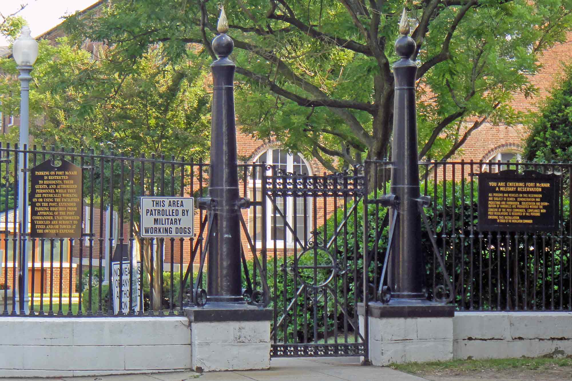 Fort Lesley J. McNair, north gate