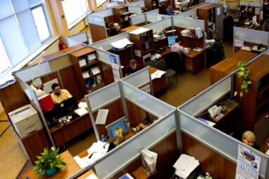 August Jobs Report Delivers Unexpectedly Strong News for US Economy US qeconomy, labor, workforce, August jobs report, surprising gain, rebound