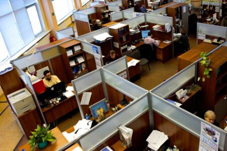 US qeconomy, labor, workforce, August jobs report, surprising gain, rebound