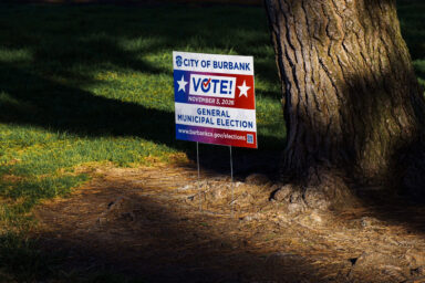 Tracking Early Voting in Midterms — More Than Half Cast Ballots Early or by Mail U.S. voting, 2026 midterms, 'election month,' early turnout, tracking information, state limitations