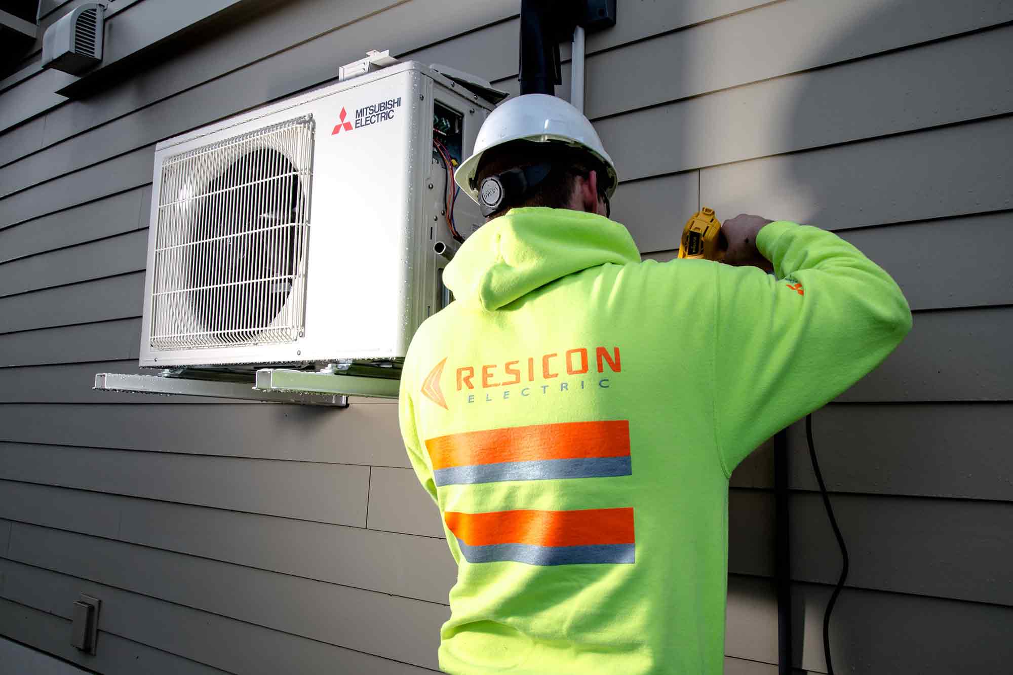 Electric heat pump, installation